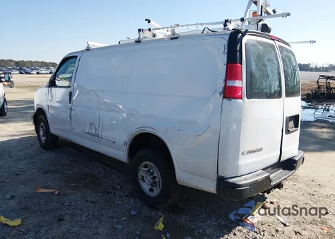 2024 Chevrolet Express Cargo Rwd 2500 Regular Wheelbase Wt from USA, damaged, VIN 1GCWGAF74R1184768